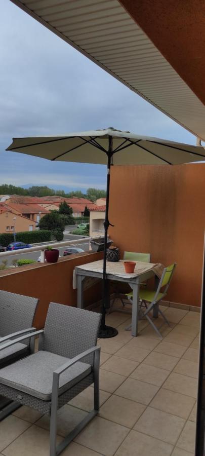 Appartement avec grande terrasse à 15 mn de la mer Saint-Estève Exterior foto